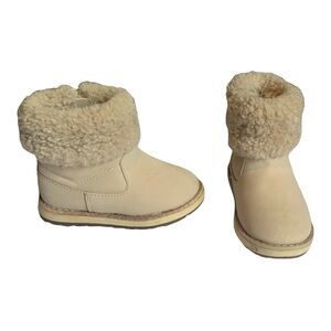 Zara Baby Faux Fur Lined Boots in Light Taupe Size 22 - (5.3 INCHES) 6 US